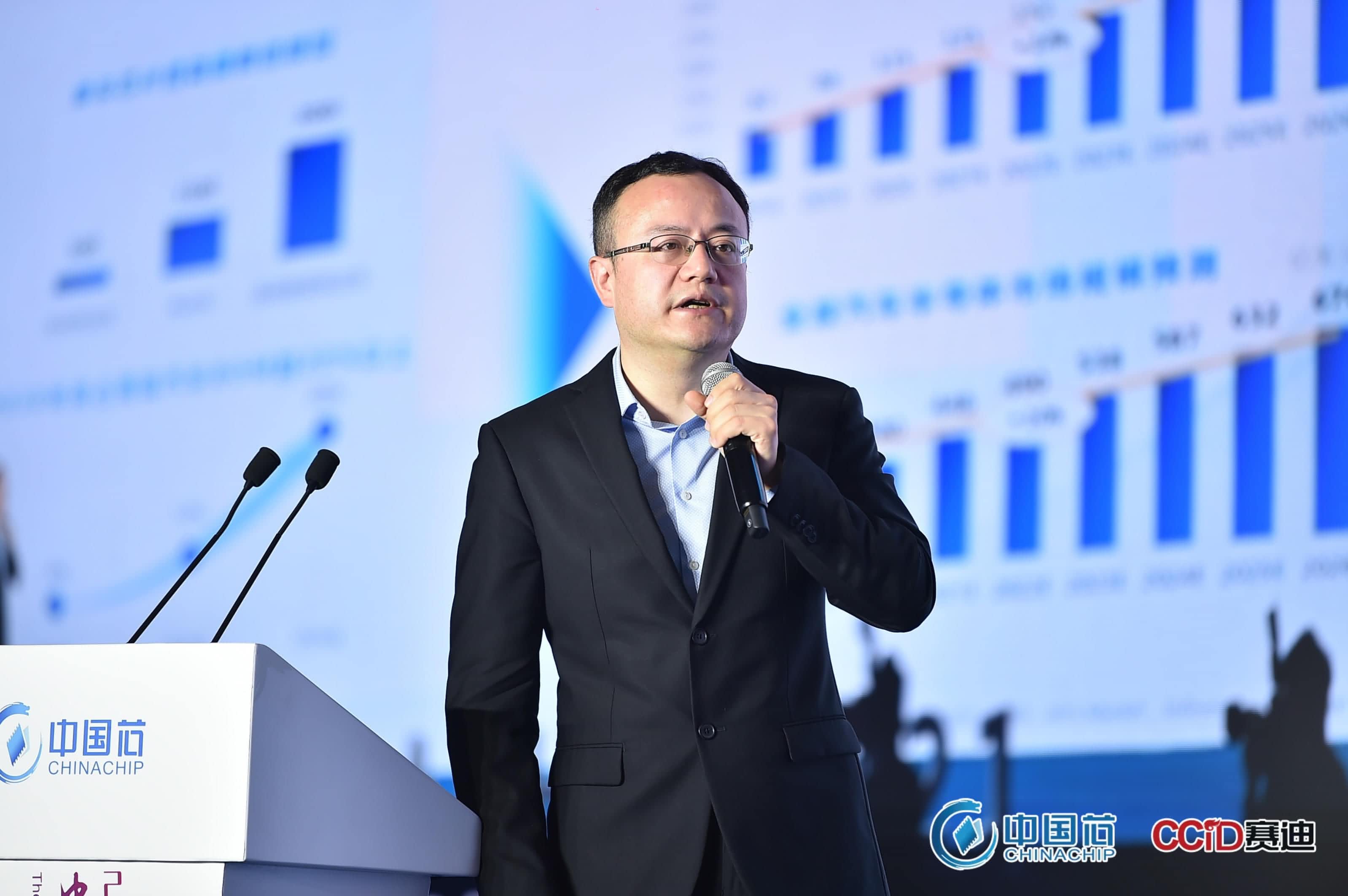 新汽车，，，，，，，，“芯”机缘 918博天堂以“芯片+数据+算法”闭环赋能汽车智能化